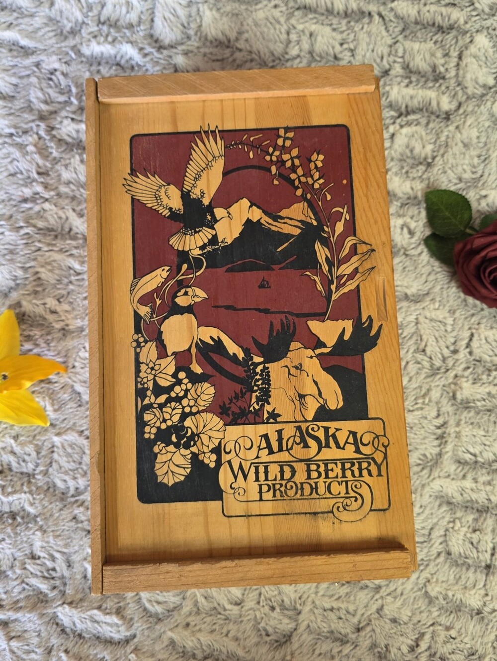 Alaska Wild Berry Products Wooden Gift Box Homer, AK with Wildlife Lid